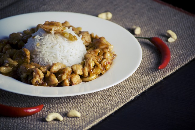 Cashew Craze: Hvordan cashewnødder har erobret verdens køkkener og hjerte
